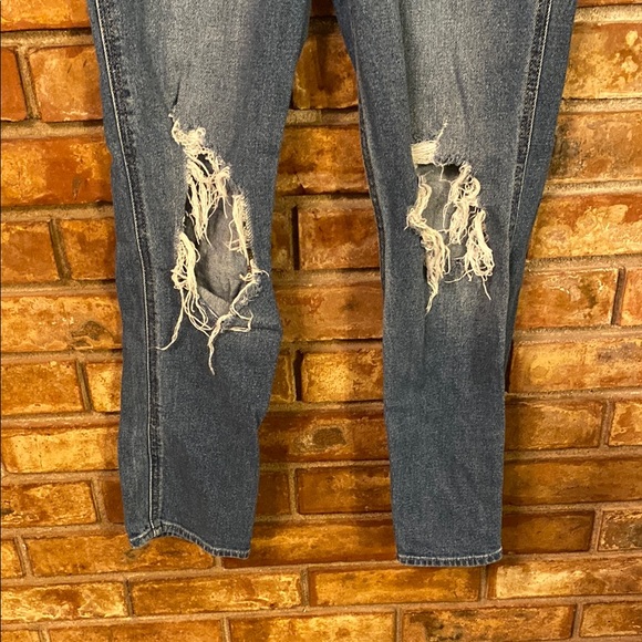 Hollister High Rise Blue Distressed Jeans - Picture 2 of 10